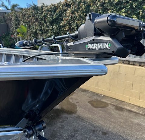 Makocraft 425 Commander HD Open full