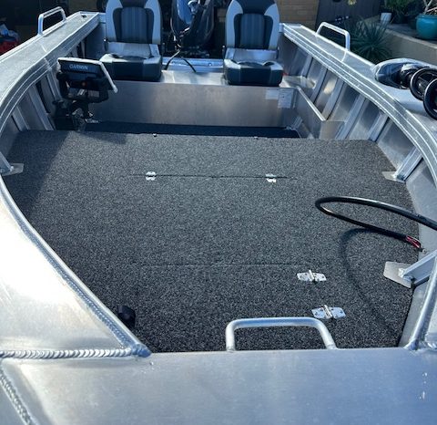 Makocraft 425 Commander HD Open full